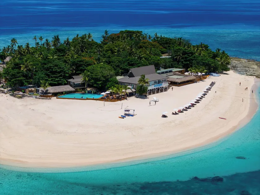 Beachcomber Island Resort - Image 1