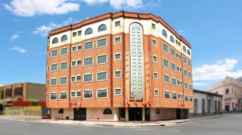 Hotel Fontibon - Image 1