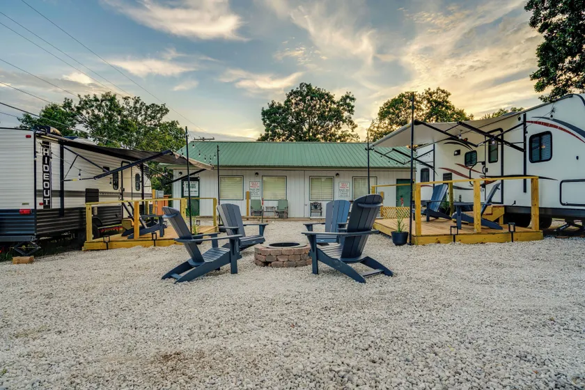 2-unit RV Retreat Near Pomme de Terre Lake - Image 1