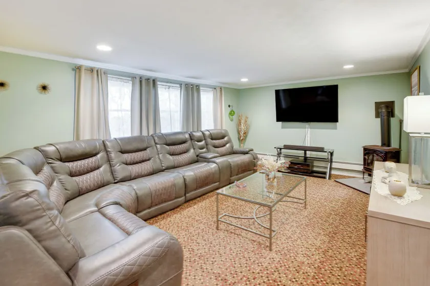 Great for Families: Waterville Retreat w/ Yard! - Image 1