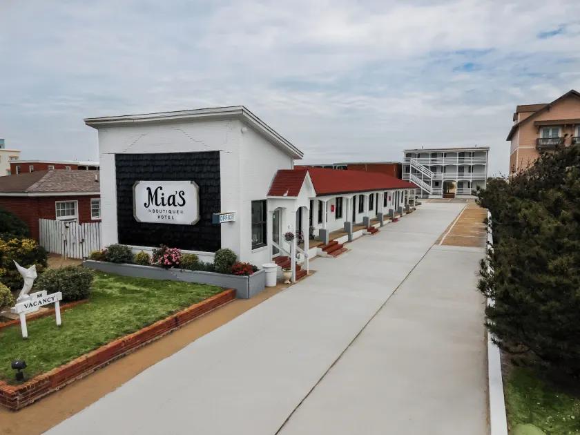 Mia's Boutique Hotel  - Image 1