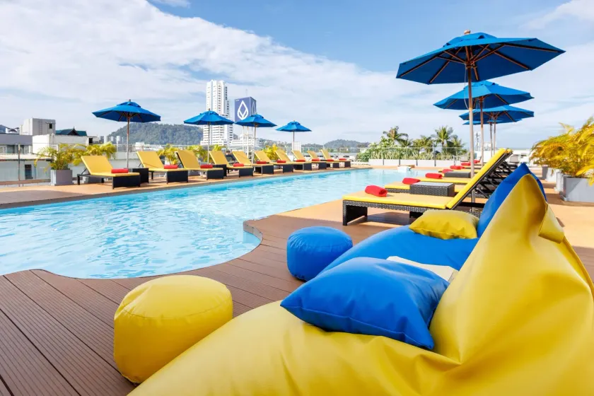 Days Inn by Wyndham Patong Beach - Image 1