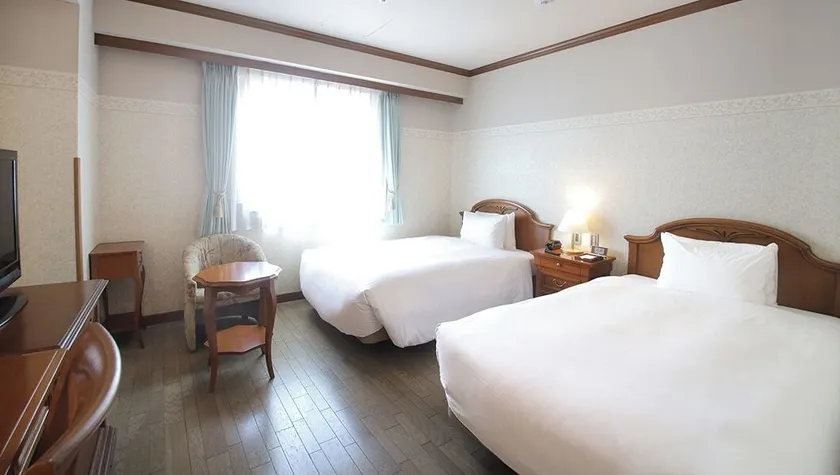 Hotel Piena Kobe - Image 1