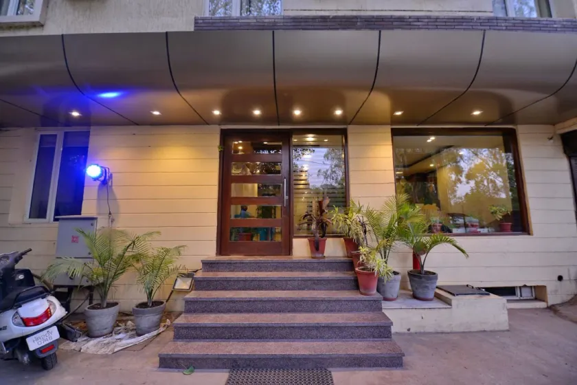 Hotel Pride - Image 1