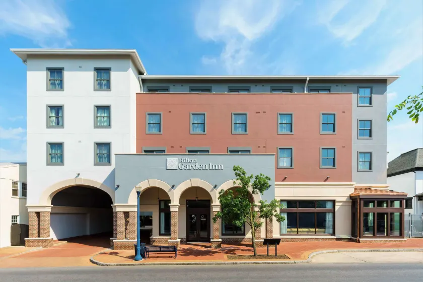 Hilton Garden Inn Annapolis Downtown - Image 1