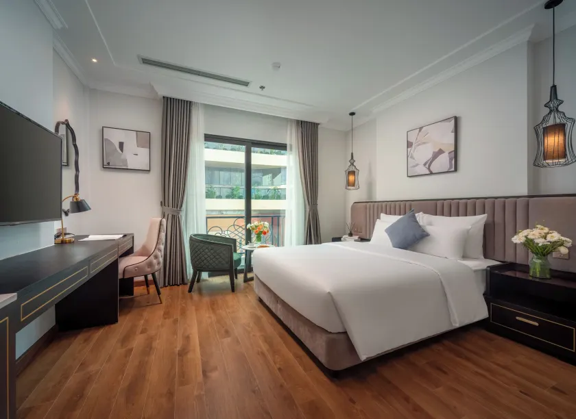 22Land Cloud Hotel - Image 1