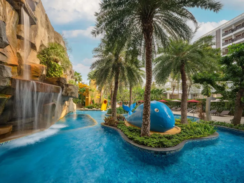 Mercure Pattaya Ocean Resort - Image 1
