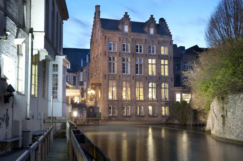 Hotel Bourgoensch Hof - Image 1