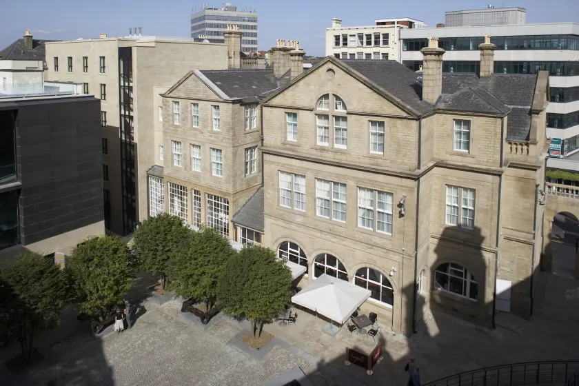 Leopold Hotel - Image 1