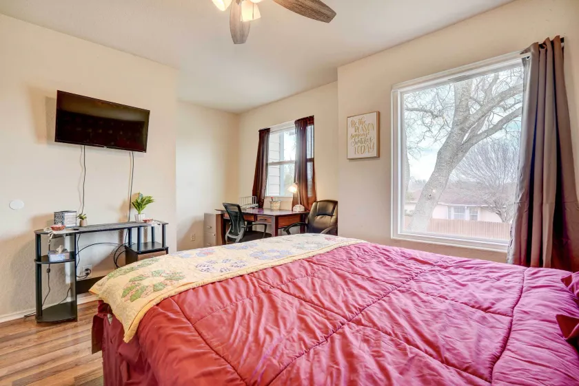 Family Home w/ Sunroom & Fire Pit! - Room