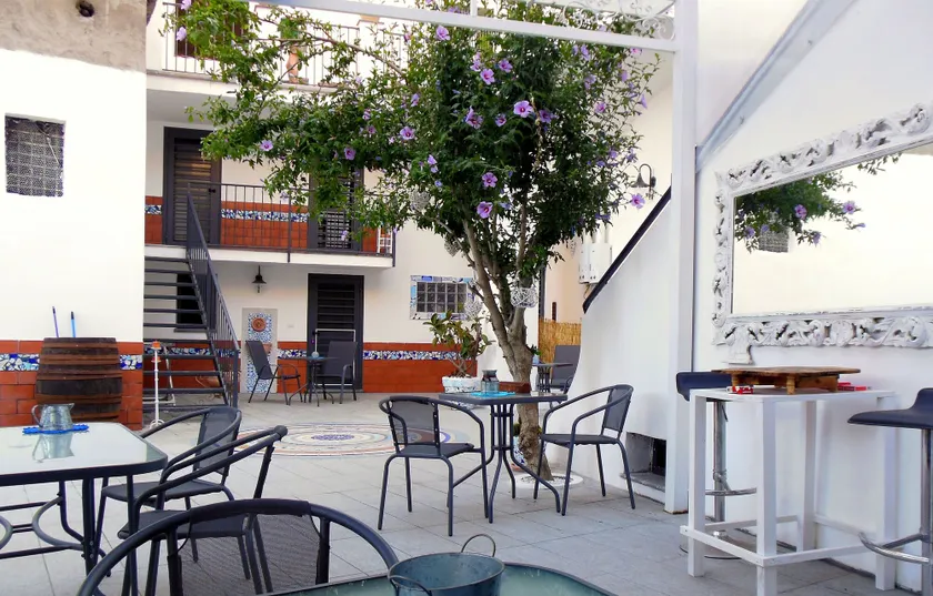 Villa Giulia - Vesuvio Guest House Pompei Sorrento - Image 1