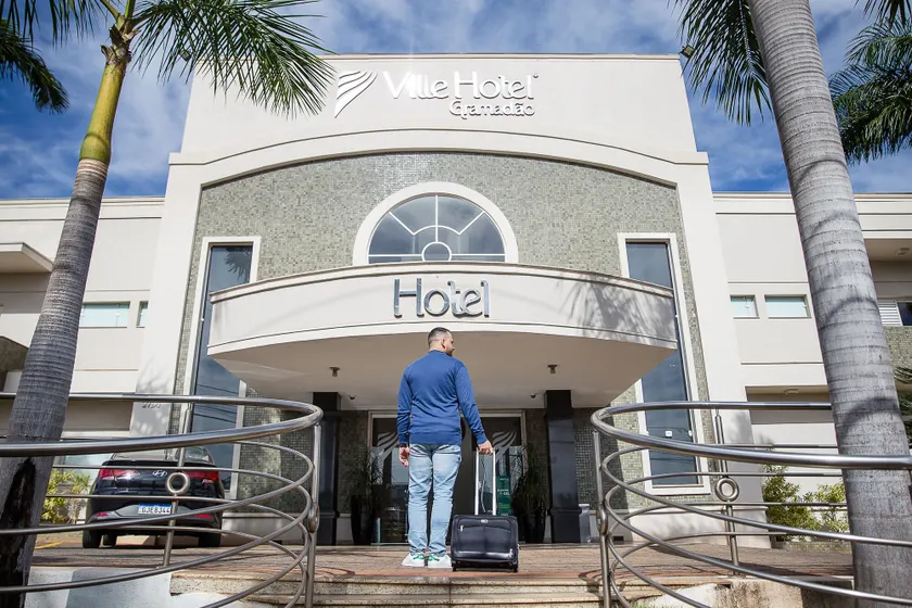 Ville Hotel Gramadão - Image 1