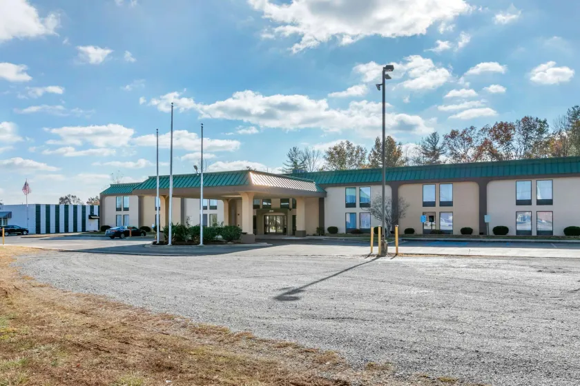 Quality Inn Cape Girardeau North - Image 1
