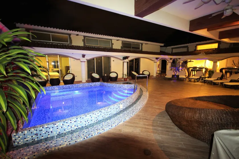 Cedros Inn Boutique Hotel - Image 1