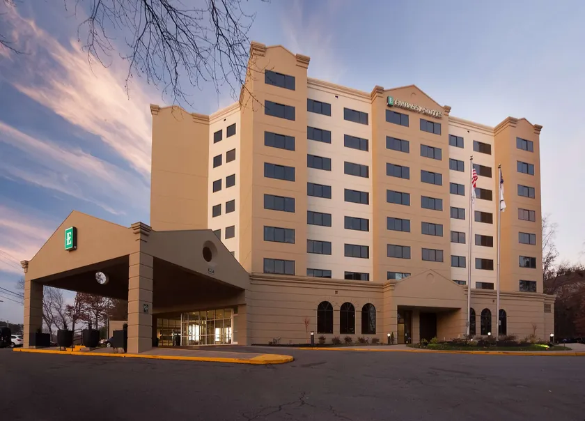 Embassy Suites by Hilton Raleigh Crabtree - Image 1
