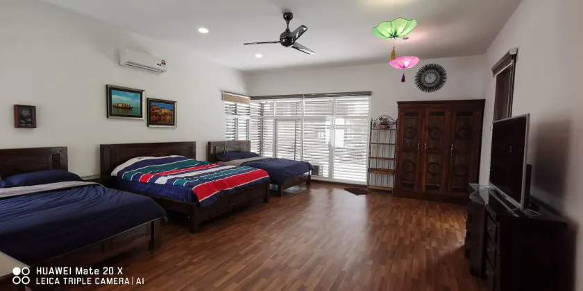 Palm Residence - Image 1