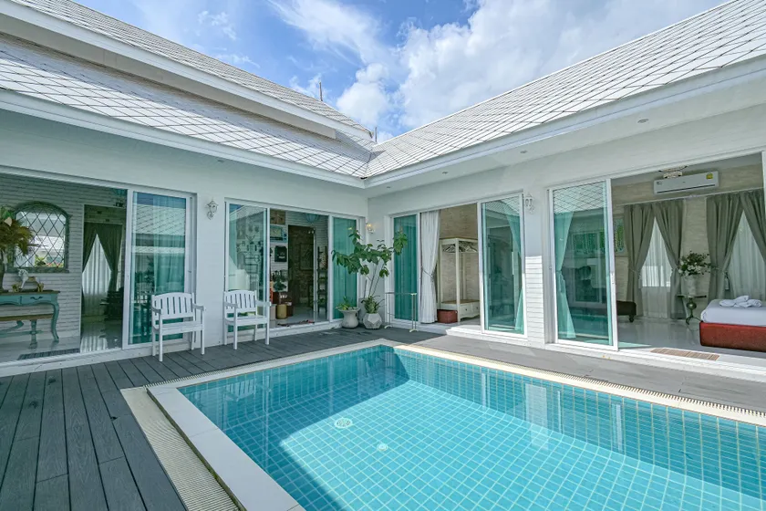Baan Hua Hin Suk Jung - Image 1