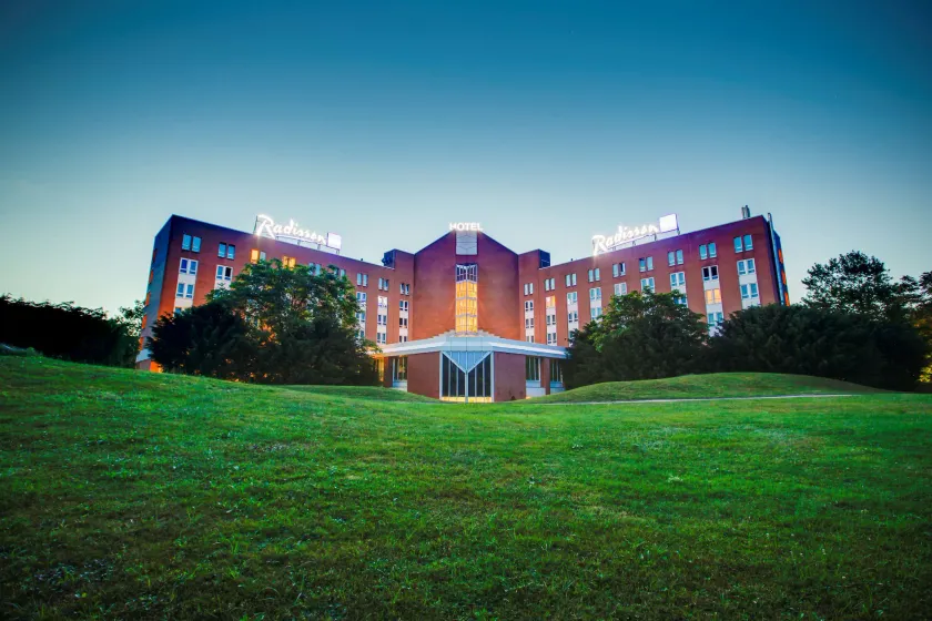 Radisson Blu Hotel Karlsruhe - Image 1