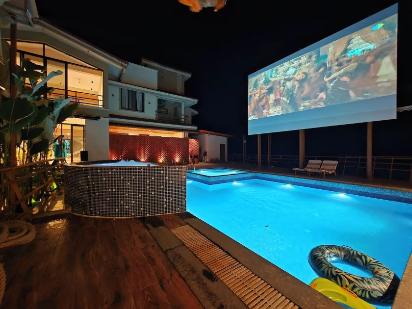 LaFiesta Resort By Greenleaf Aqua - Image 1