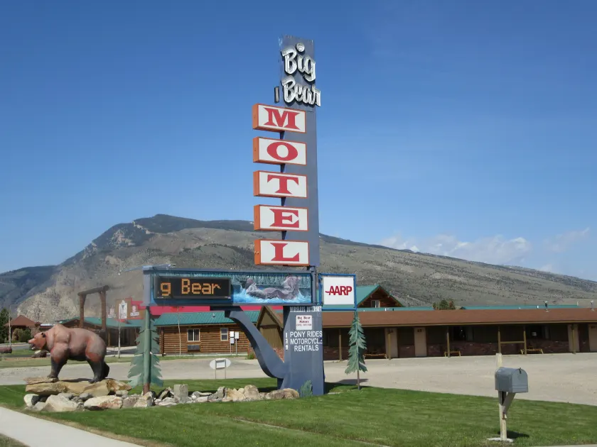 Big Bear Motel - Image 1
