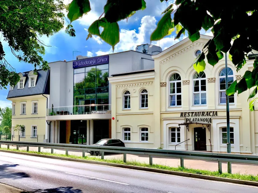 Hotel Nadodrzański Dwór - Nowa Sól - Image 1