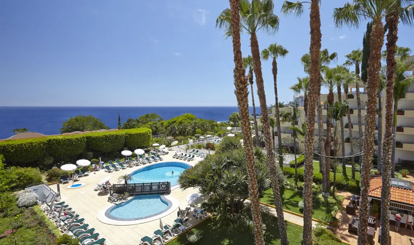 Suite Hotel Eden Mar - PortoBay - Image 1
