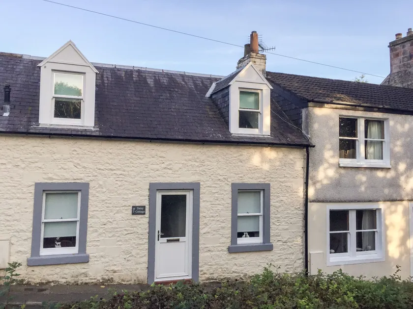 Daisy Cottage - Image 1