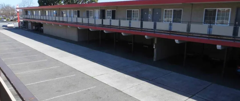 Capri Motel - Image 1
