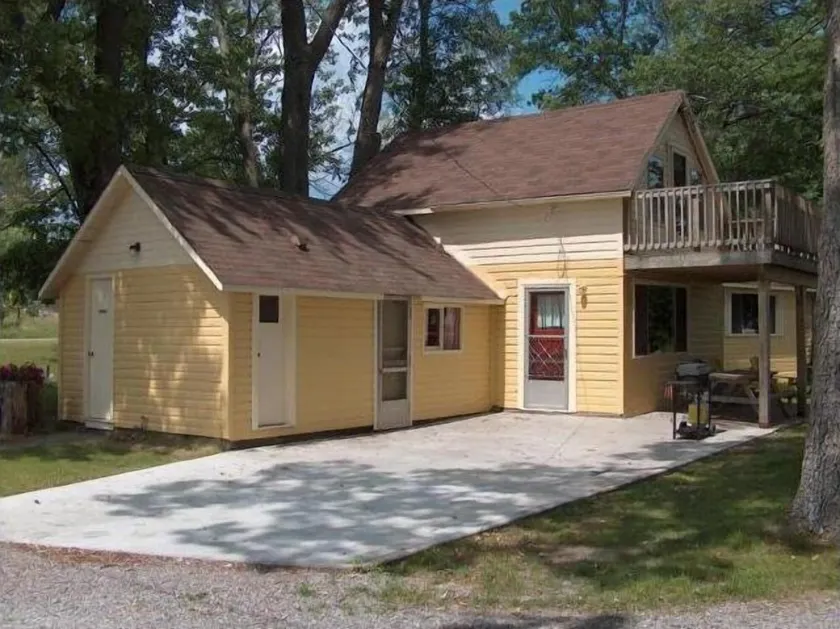 Sunrise Resort - Image 1