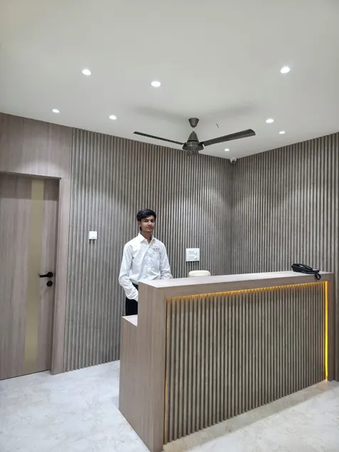 Bawa Hotel - Image 1