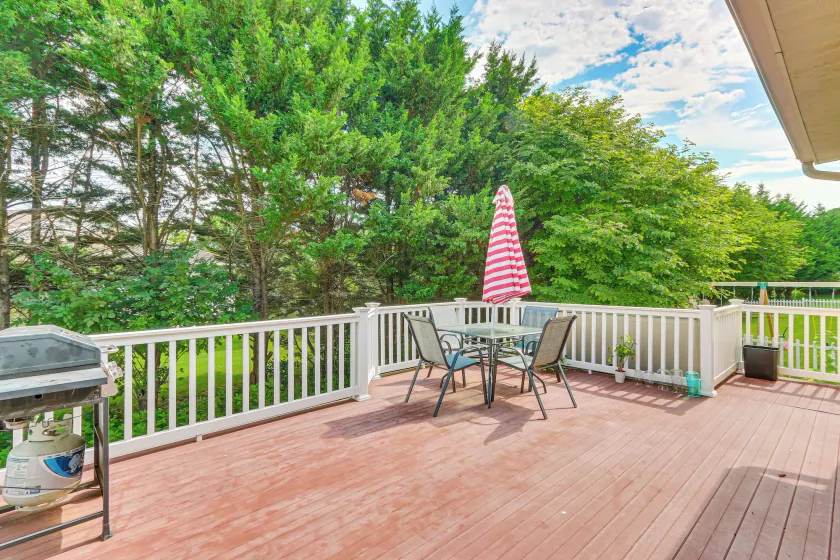 Huge Hagerstown Home w/ Deck ~ 4 Mi to Downtown! - Interiör
