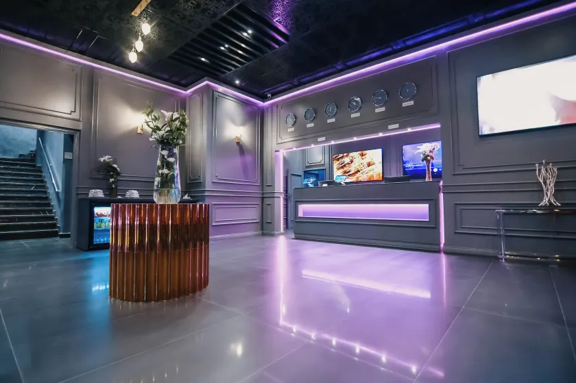 555 Hotel Clubbing Adults Only - Image 1