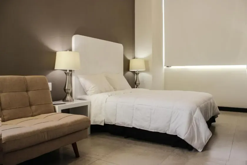 Laviu B&B Luxe Suites - Image 1