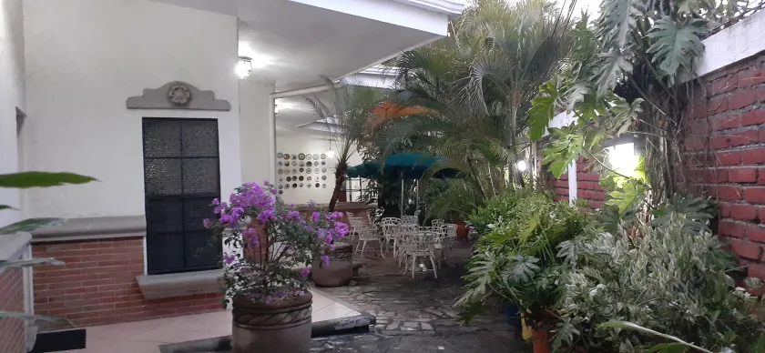 Hotel El Almendro - Image 1