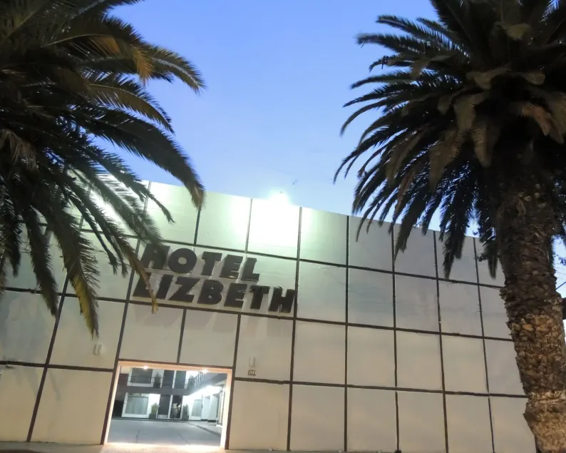 Hotel Lizbeth - Image 1
