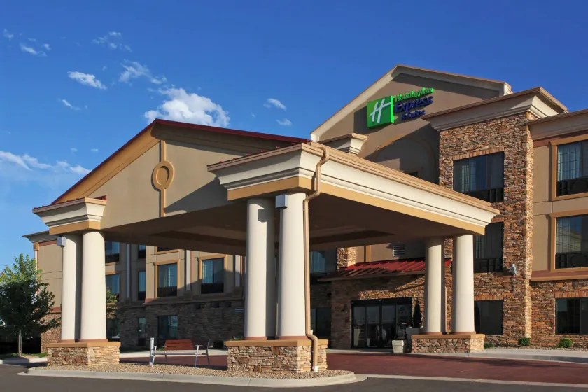 Holiday Inn Express Hotel & Suites Longmont by IHG - Image 1