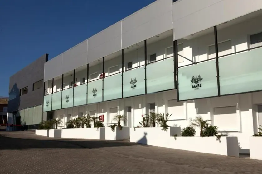 Mare Hotel - Image 1