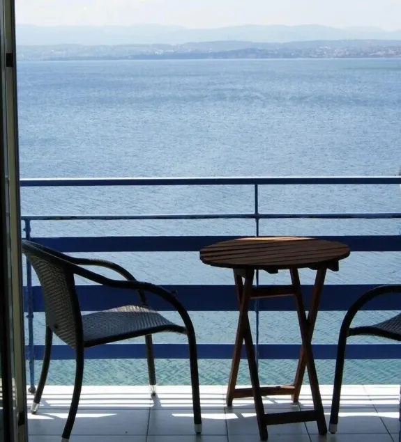 Hotel Lefkadi - Image 1