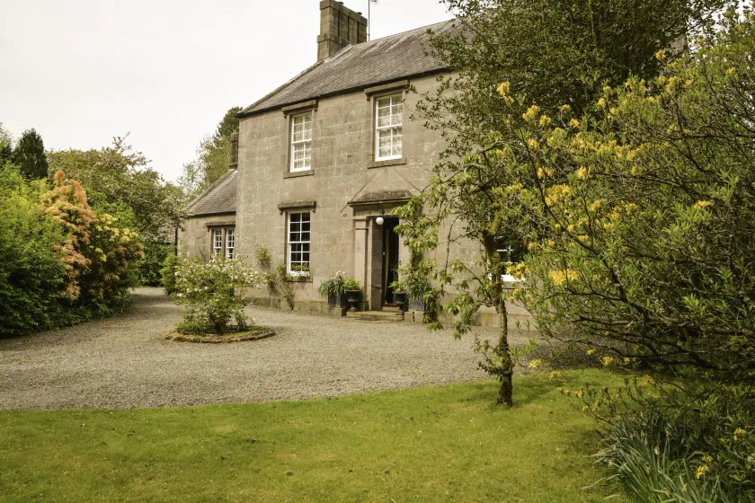 Scaurbridge House - Image 1