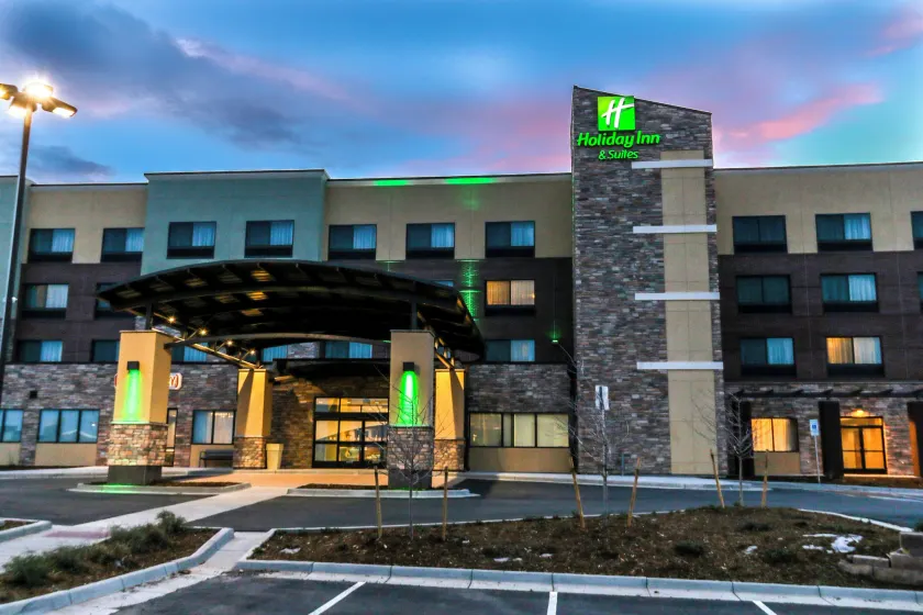 Holiday Inn & Suites Denver Tech Center-Centennial by IHG - Image 1