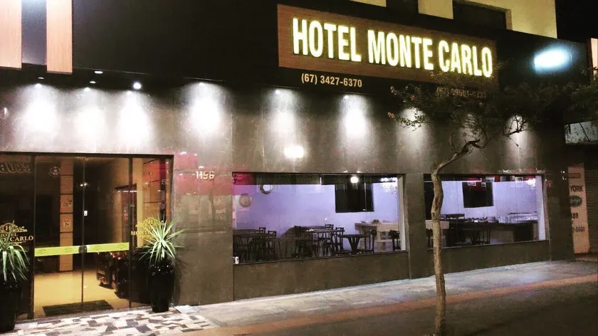 Hotel Monte Carlo - Image 1