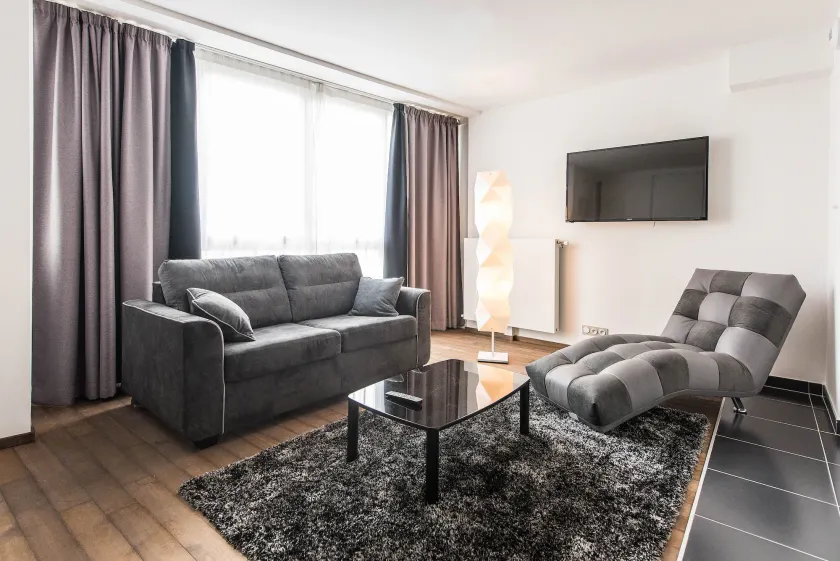 Les Appartements Paris Clichy - Image 1