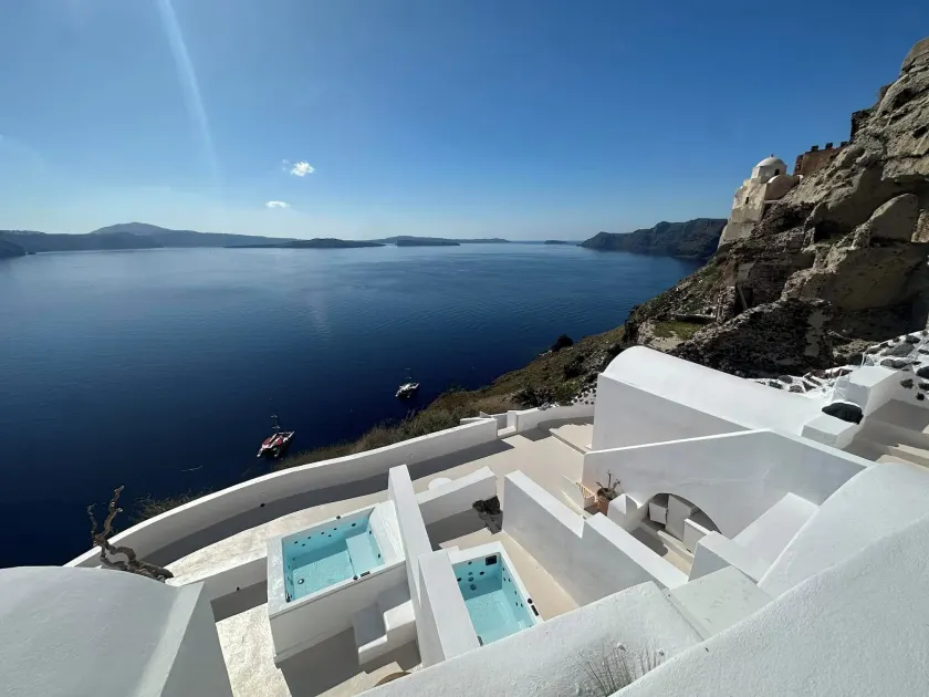 You and Me Suites Oia - Image 1