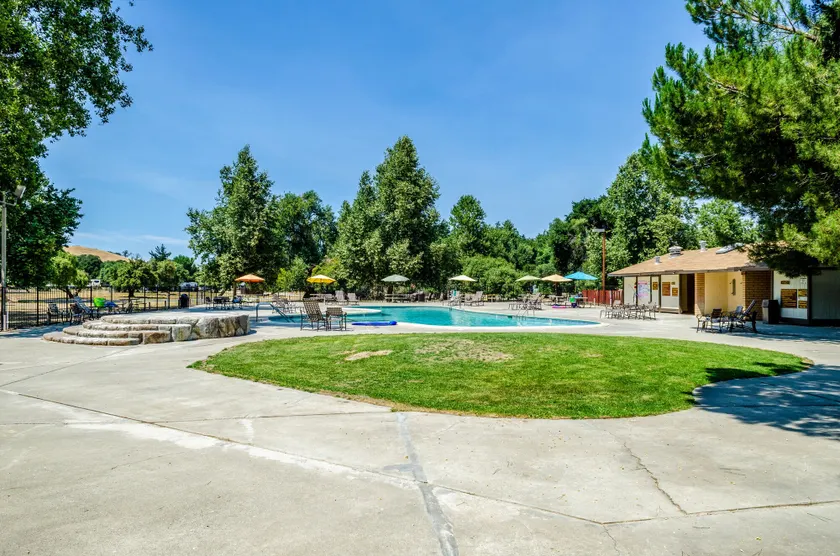 San Benito Camping Resort Cottage 11 - Image 1