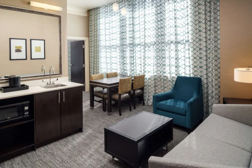 Embassy Suites by Hilton St. Louis Downtown - Image 1