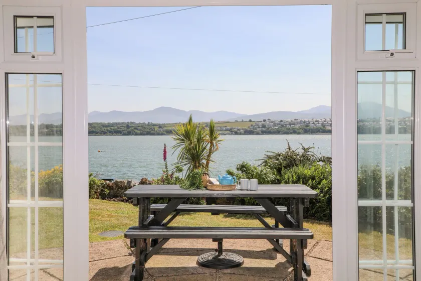 Mermaid Cottage - Image 1