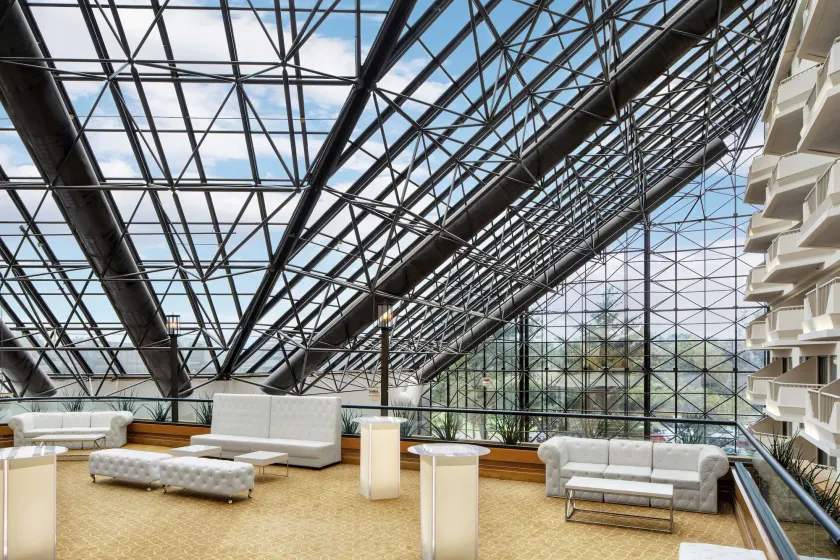 DoubleTree by Hilton Hotel Newark Airport - Hall