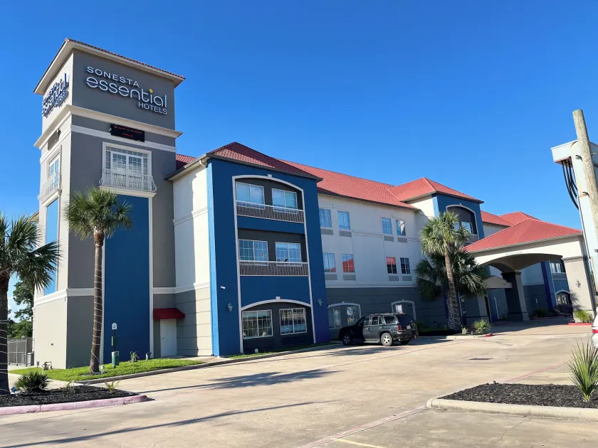 Sonesta Essential Hotel Houston-I-45 Spring - Image 1