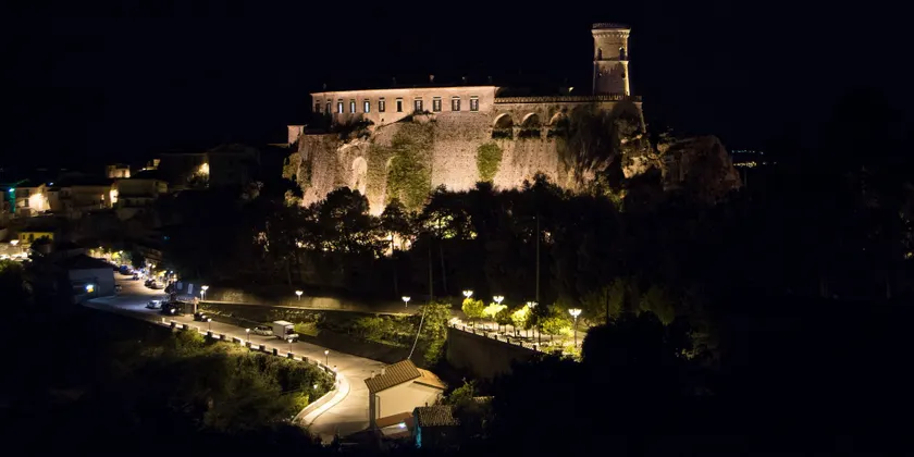 Castello Di Caccuri Suites - Image 1
