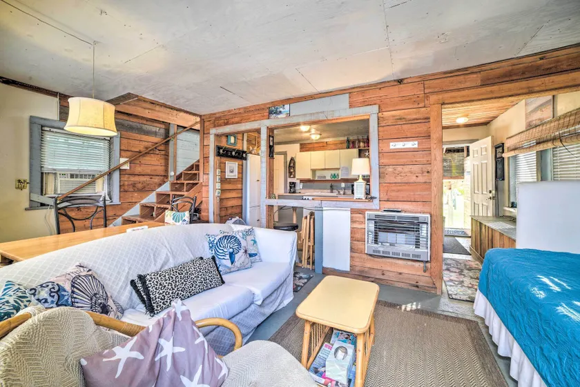 Coastal Perry Cottage ~ 2 Mi to Boat Ramp! - Image 1